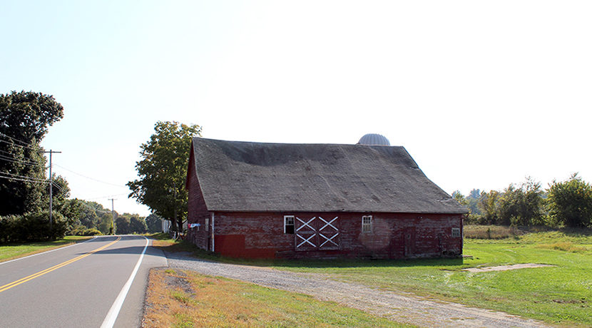 red barn_road