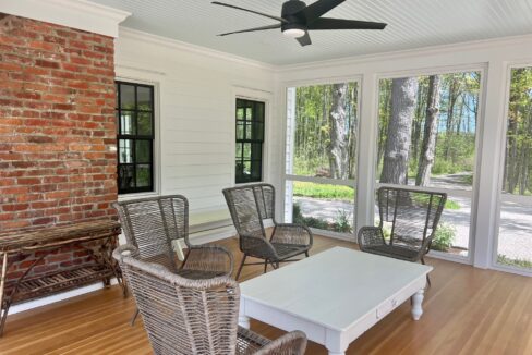 428 South Rd Screened porch 2 spring