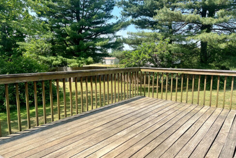 14 Twin Dr Back deck 2